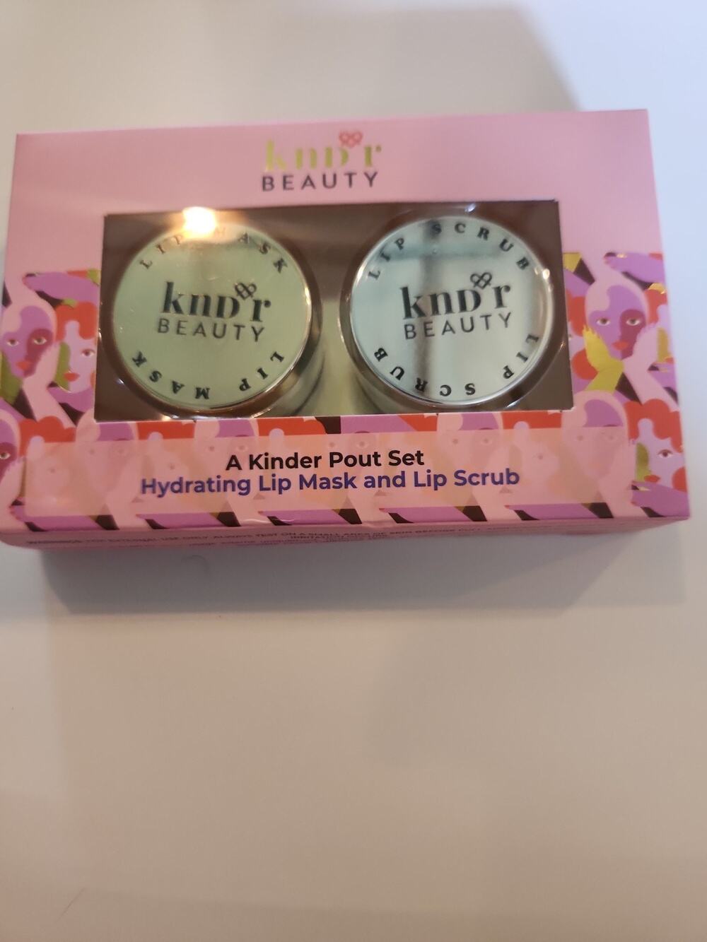 KNDR Beauty Lip Mask & Lip Scrub A Kinder Pout Set Hydrate Exfoliate Nourish